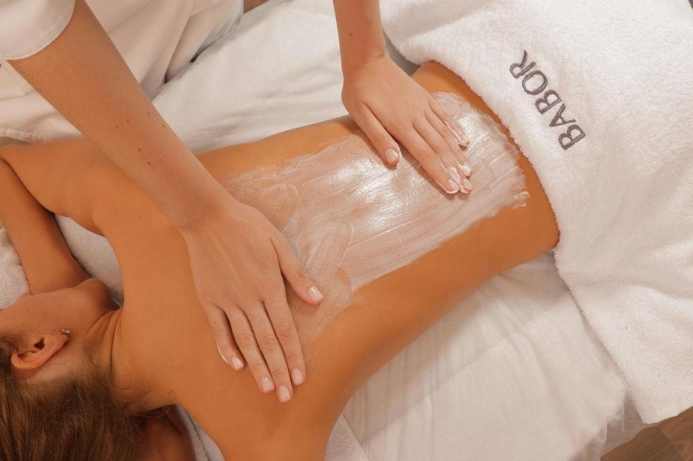 "Спа Совершенство": AHA пилинг + кремовое обертывание